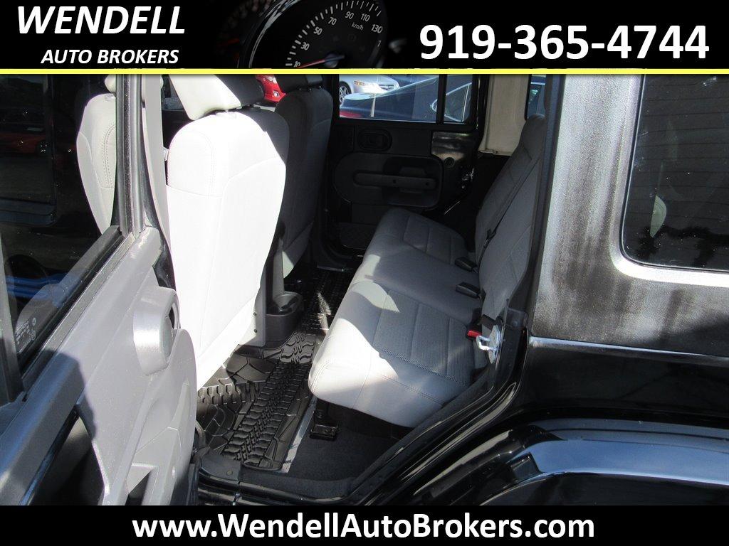 2008 Jeep Wrangler Unlimited Sahara photo