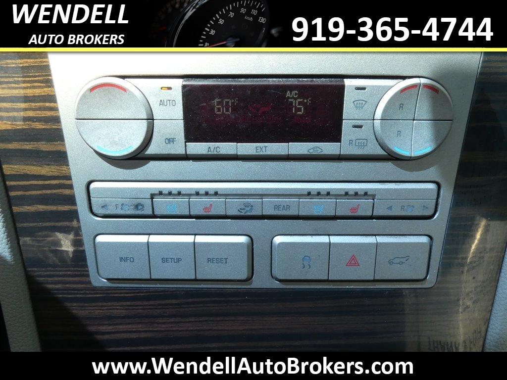 2008 Lincoln Navigator photo