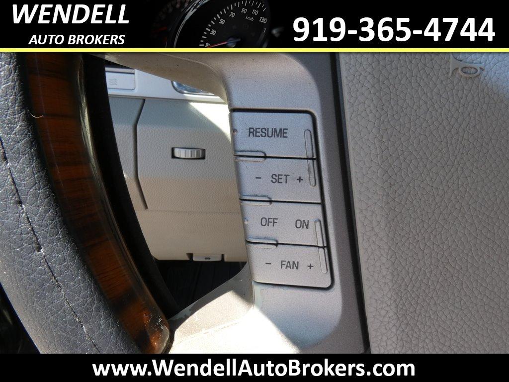 2008 Lincoln Navigator photo
