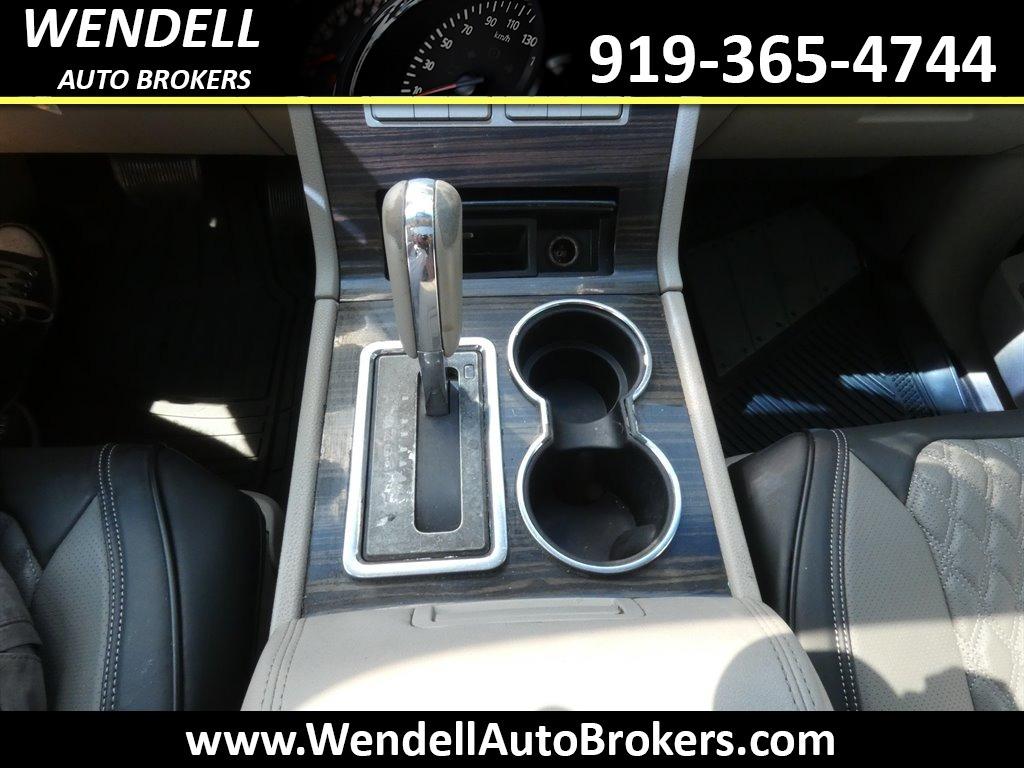2008 Lincoln Navigator photo