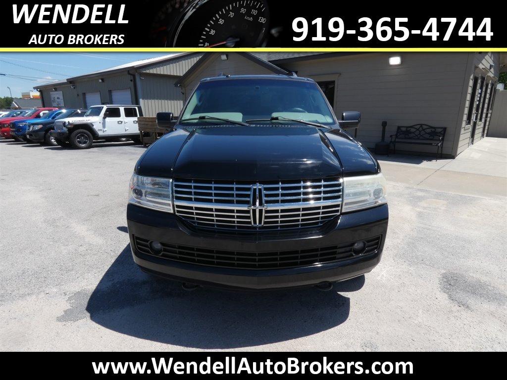 2008 Lincoln Navigator photo