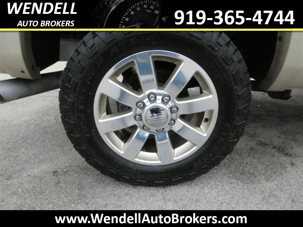 2016 Ram 2500 - $37,995