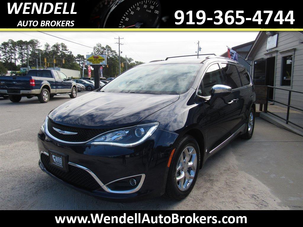 2018 Chrysler Pacifica Limited photo