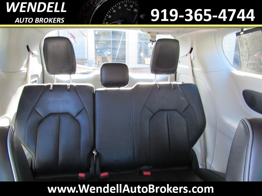 2018 Chrysler Pacifica Limited photo