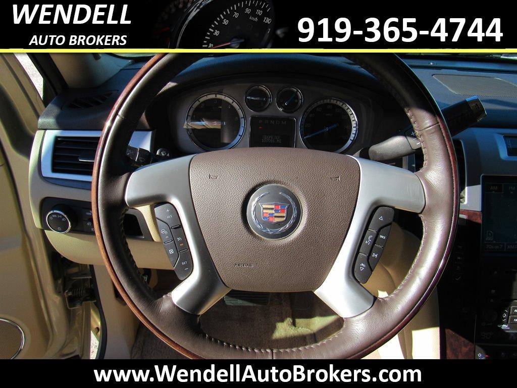 2009 Cadillac Escalade photo