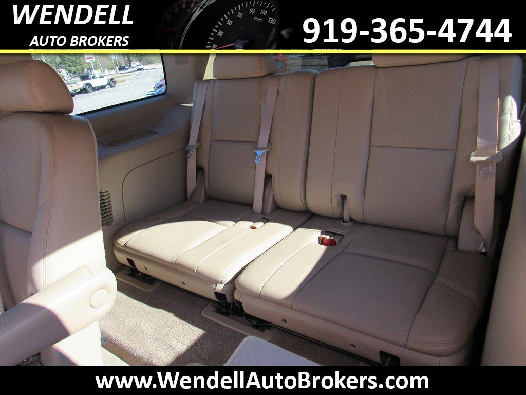 2009 Cadillac Escalade photo