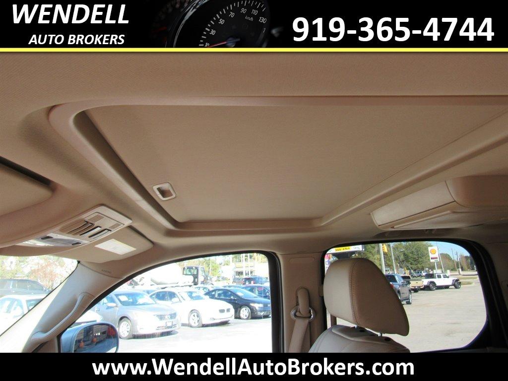 2009 Cadillac Escalade photo