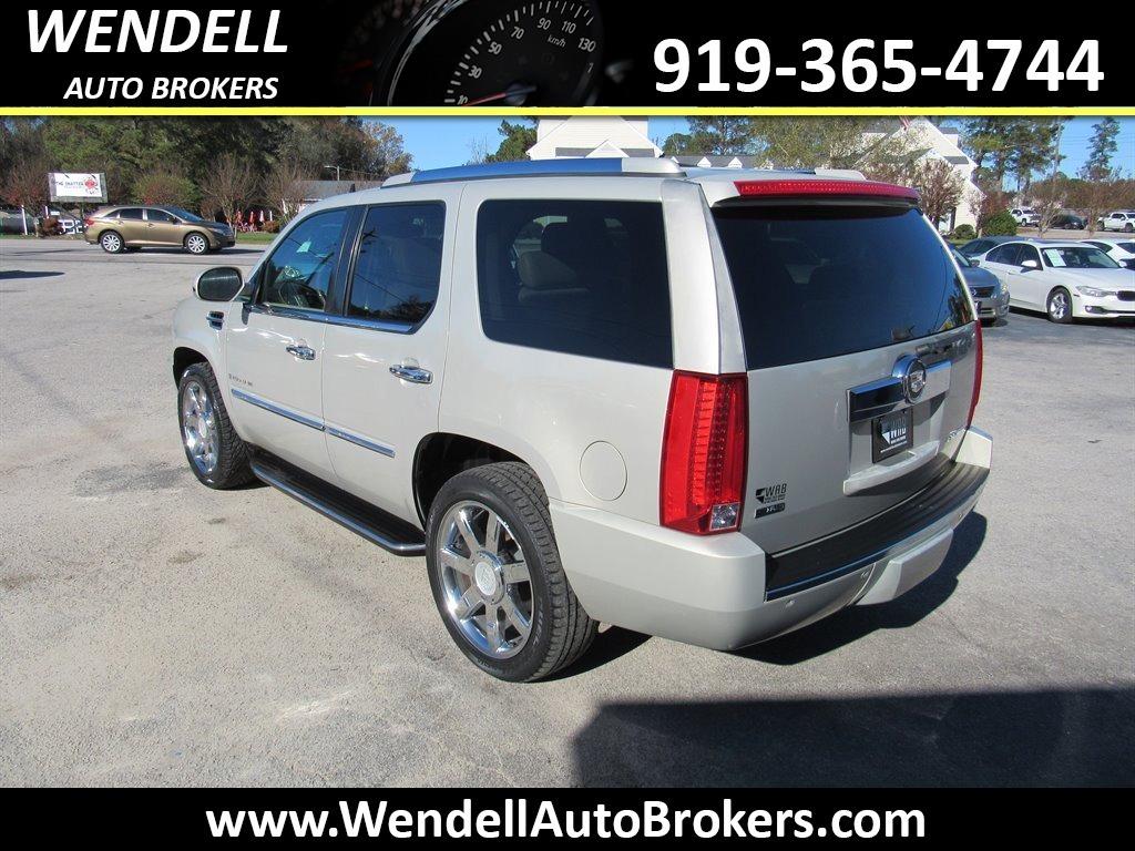 2009 Cadillac Escalade photo