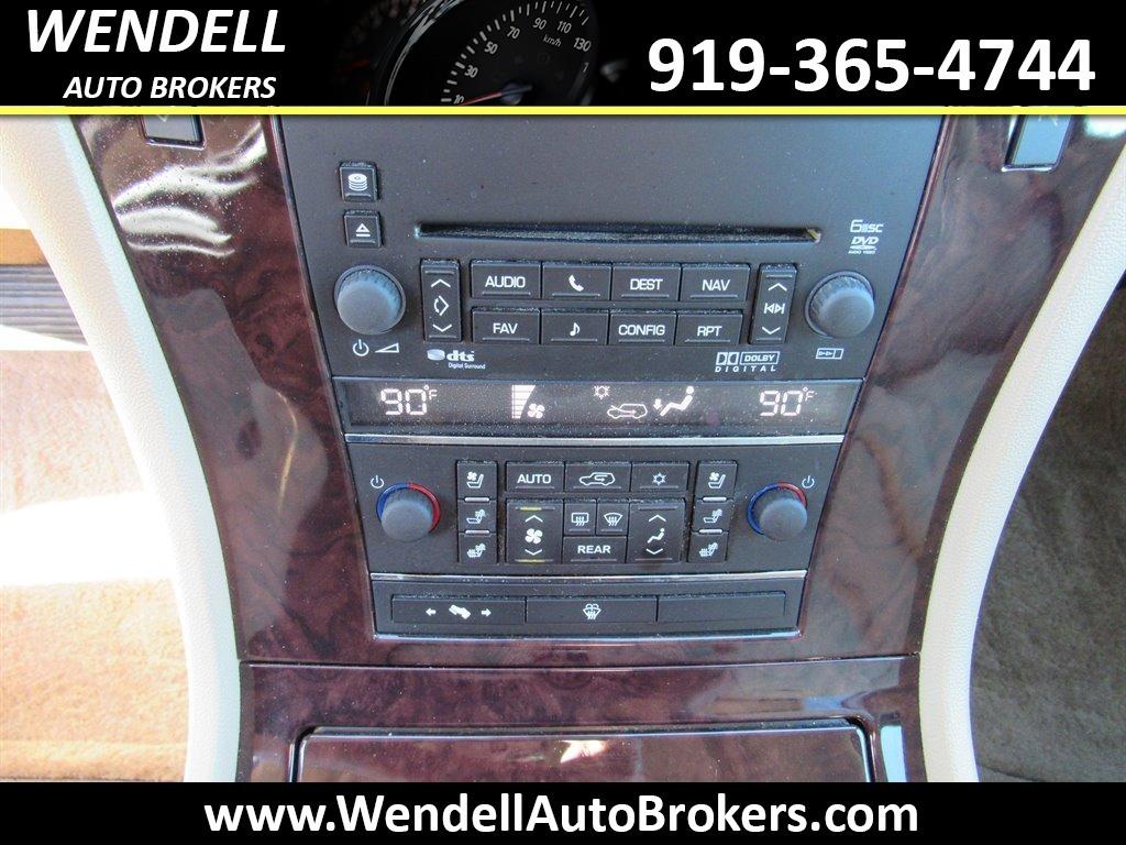 2009 Cadillac Escalade photo