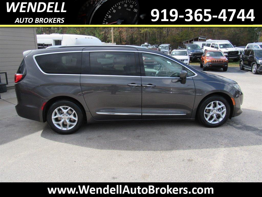 2020 Chrysler Pacifica - $16,384