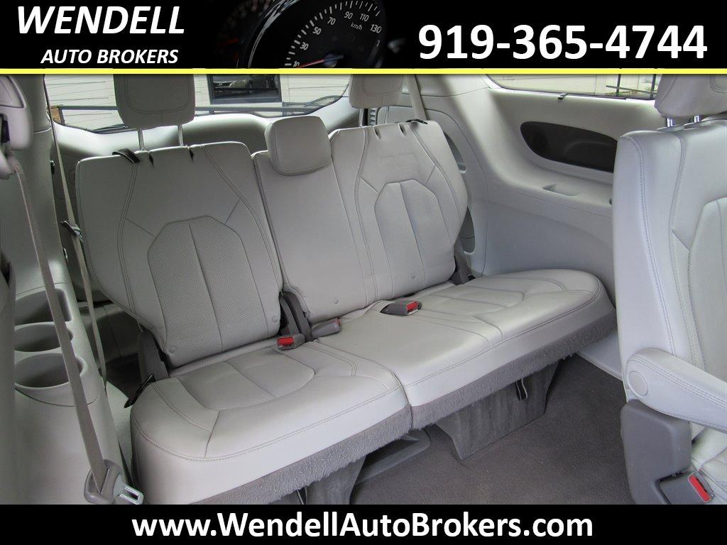 2020 Chrysler Pacifica - $16,384