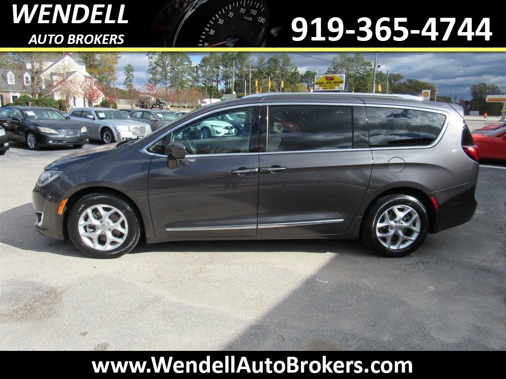 2020 Chrysler Pacifica - $16,384