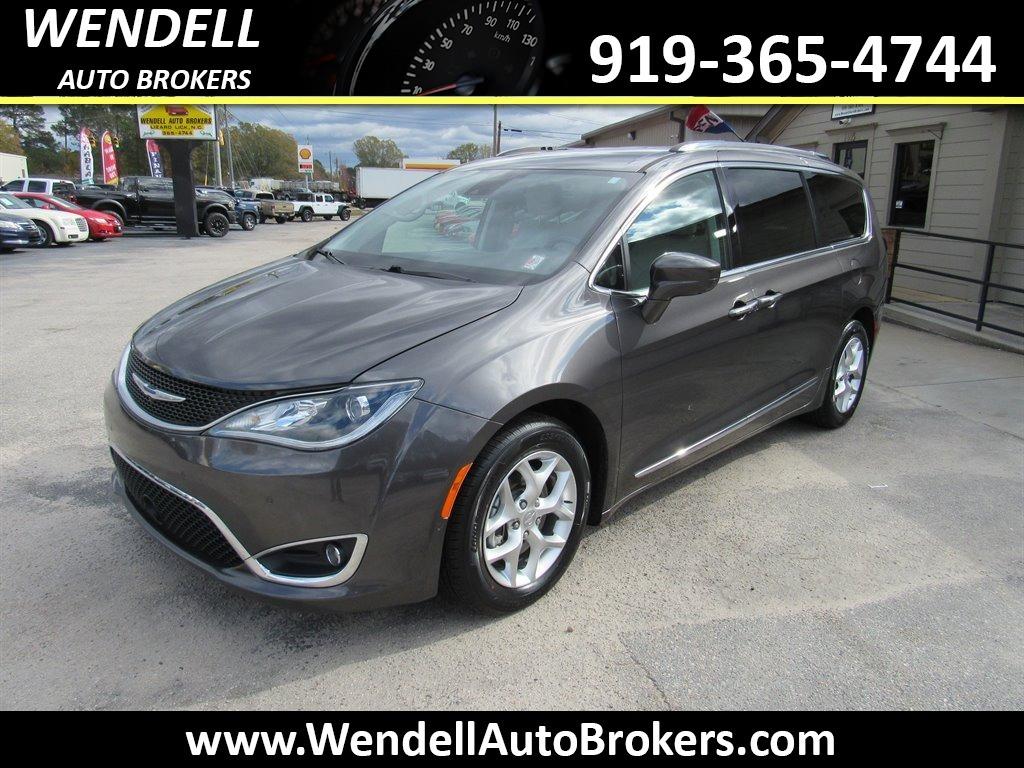 2020 Chrysler Pacifica - $16,384