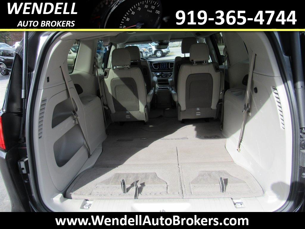 2020 Chrysler Pacifica - $16,384