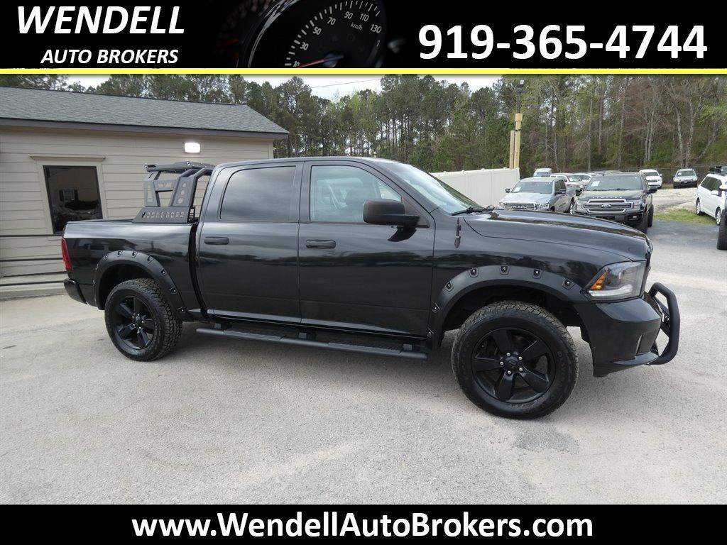 2015 RAM 1500 Tradesman photo