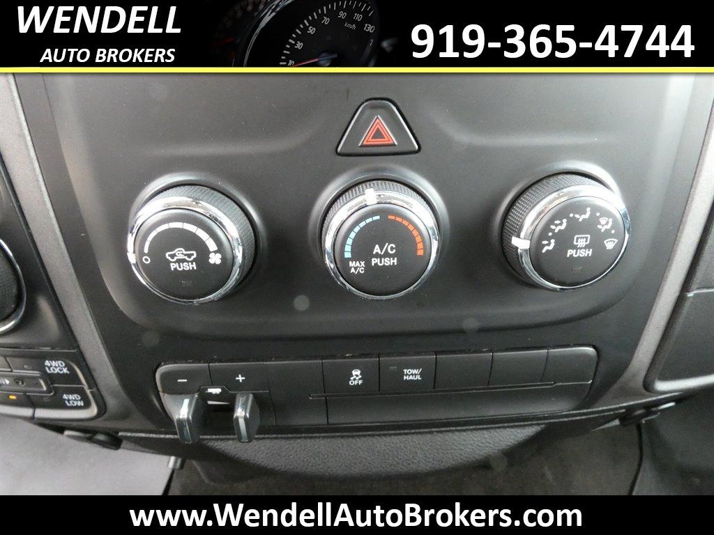 2015 RAM 1500 Tradesman photo
