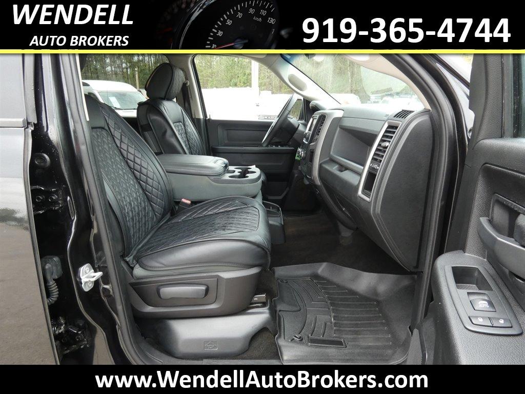 2015 RAM 1500 Tradesman photo