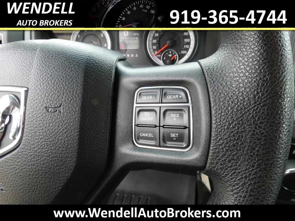 2015 RAM 1500 Tradesman photo