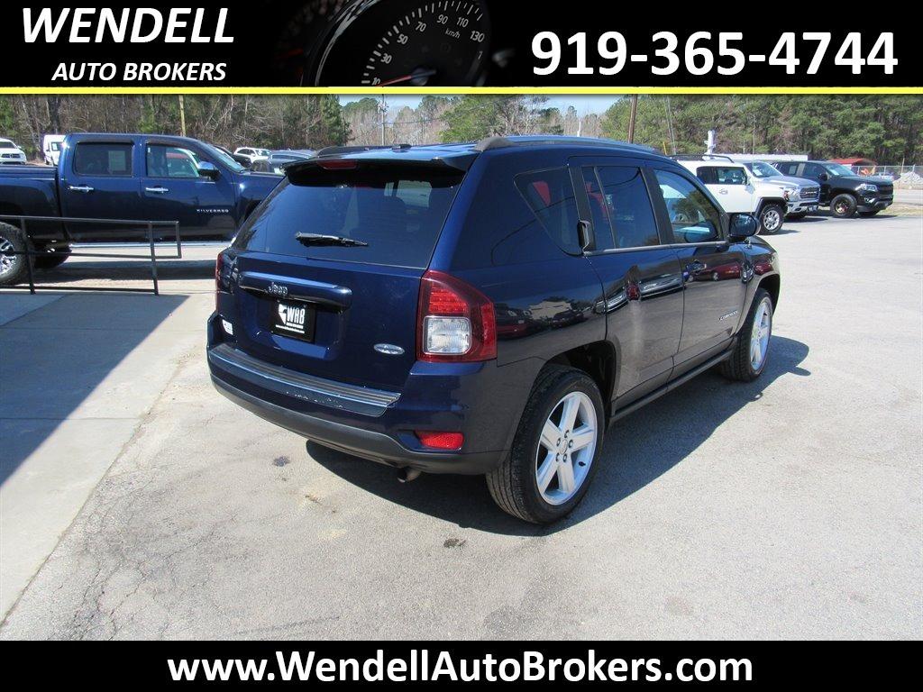 2014 Jeep Compass Latitude photo