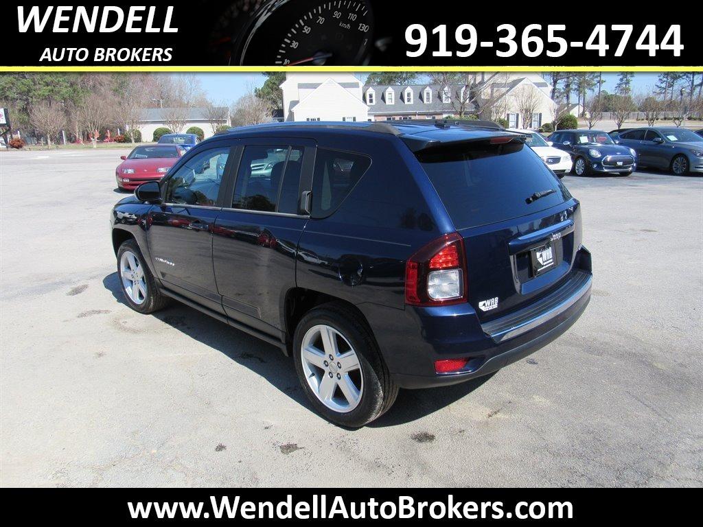 2014 Jeep Compass Latitude photo