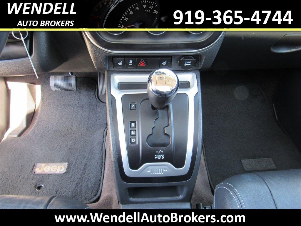 2014 Jeep Compass Latitude photo