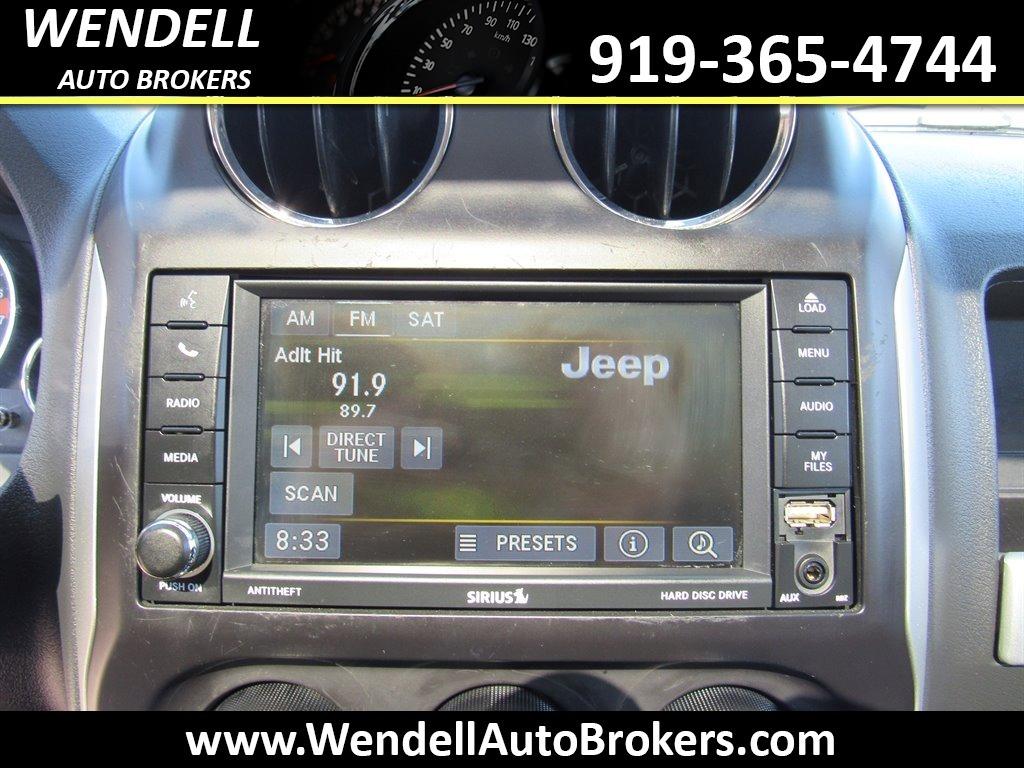2014 Jeep Compass Latitude photo