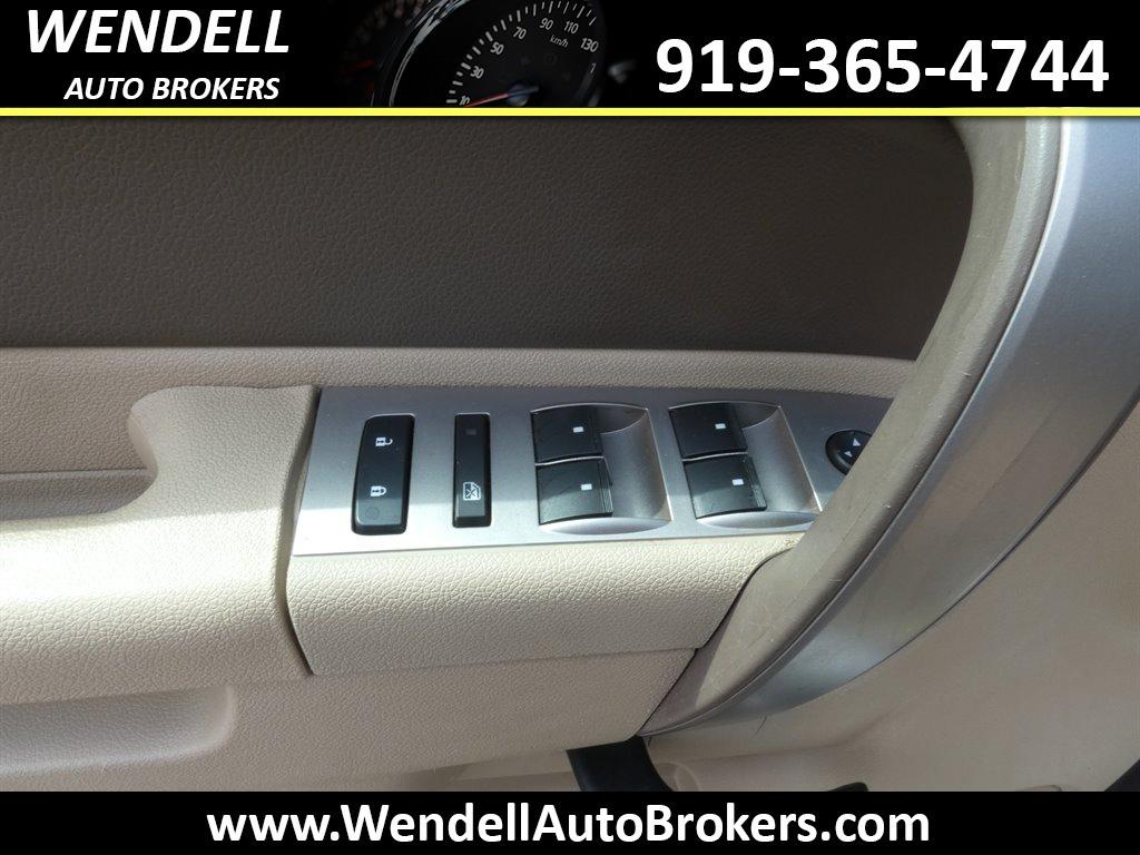 2013 Chevrolet Silverado 1500 - $13,495