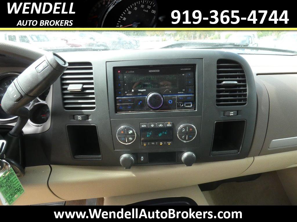 2013 Chevrolet Silverado 1500 - $13,495