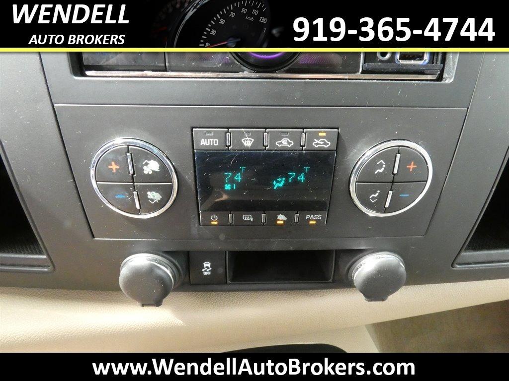 2013 Chevrolet Silverado 1500 - $13,495