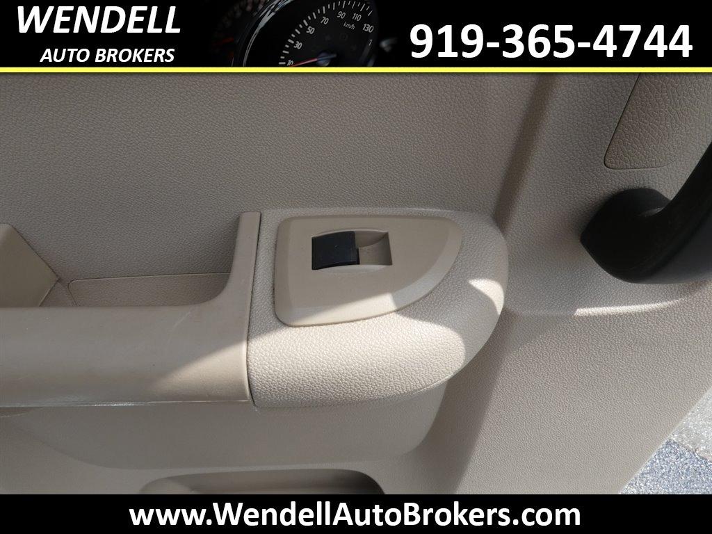 2013 Chevrolet Silverado 1500 - $13,495