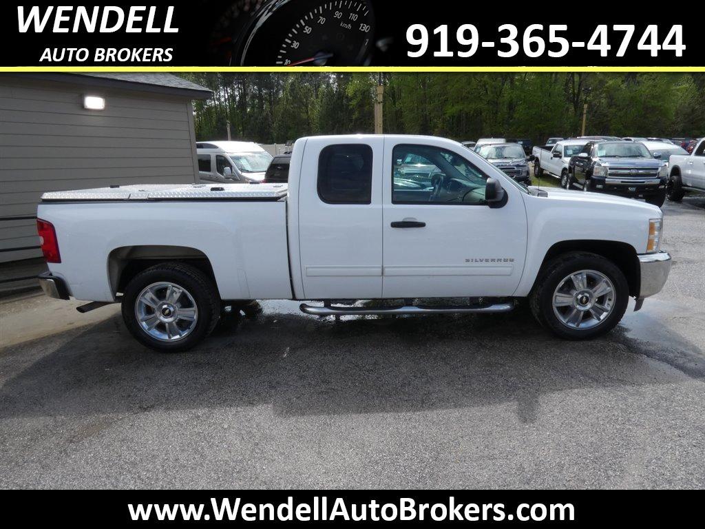 2013 Chevrolet Silverado 1500 - $13,495