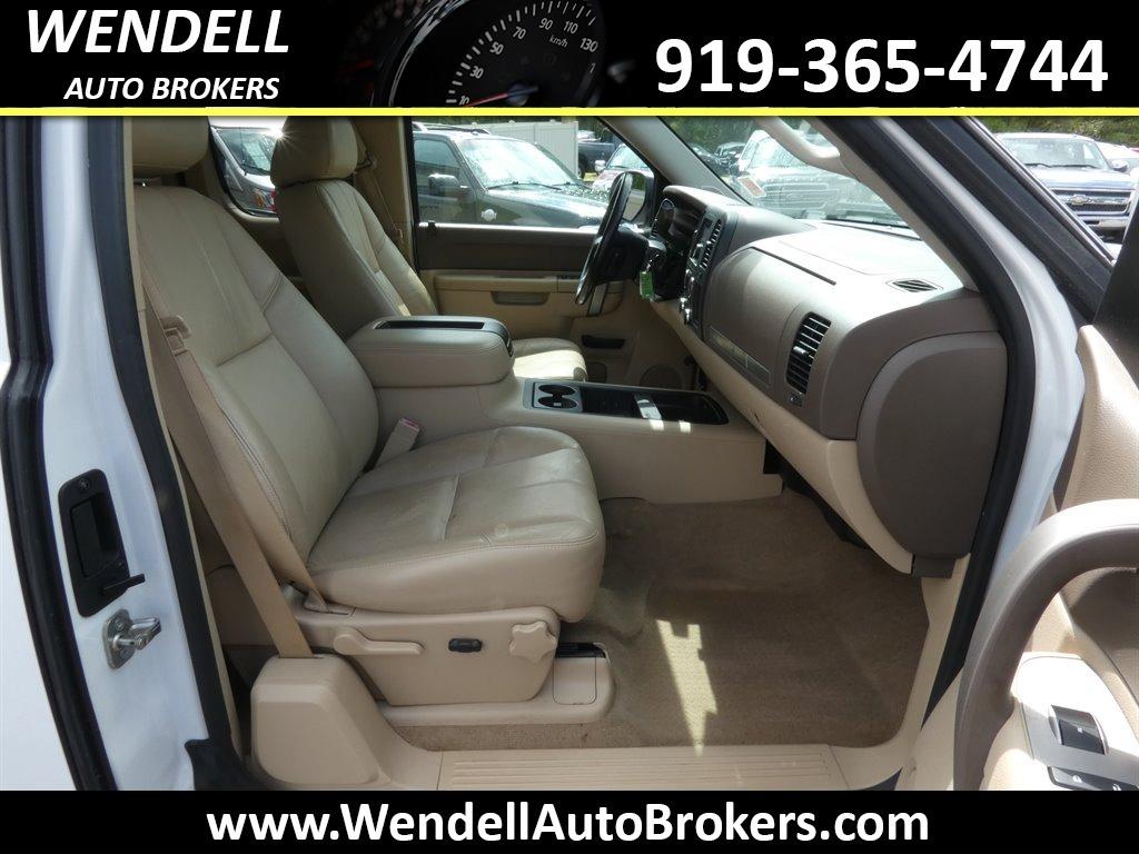 2013 Chevrolet Silverado 1500 - $13,495