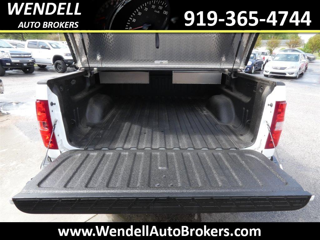 2013 Chevrolet Silverado 1500 - $13,495
