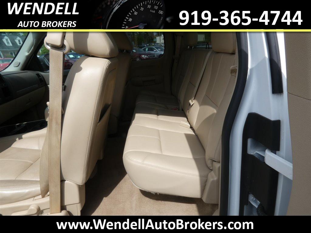2013 Chevrolet Silverado 1500 - $13,495