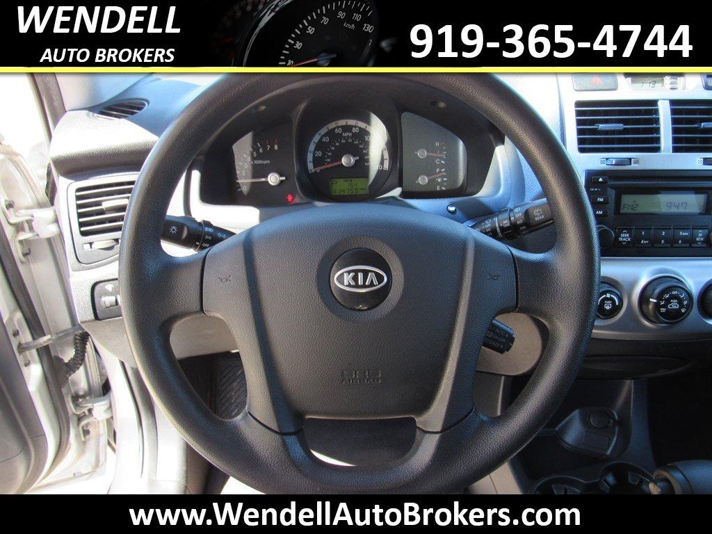 2005 Kia Sportage LX photo