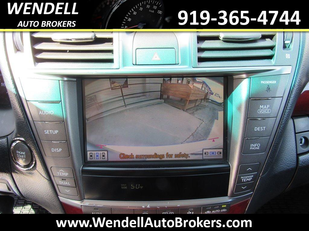 2011 Lexus LS 460 photo