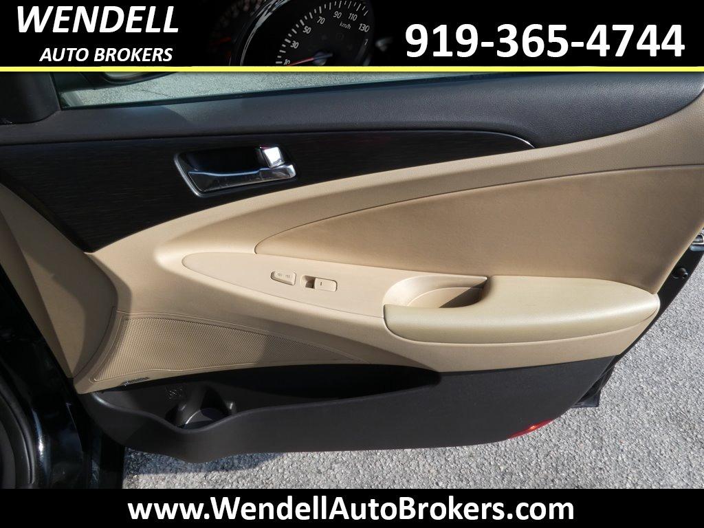 2012 Hyundai Sonata SE 2.0T photo