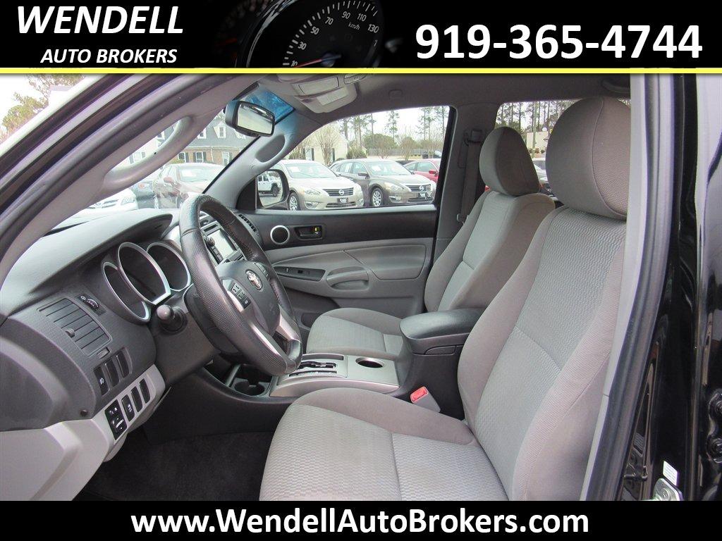 2013 Toyota Tacoma PreRunner V6 photo