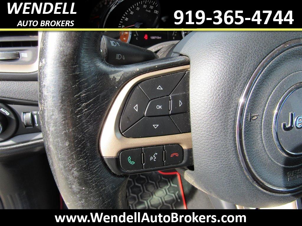 2015 Jeep Renegade Latitude photo