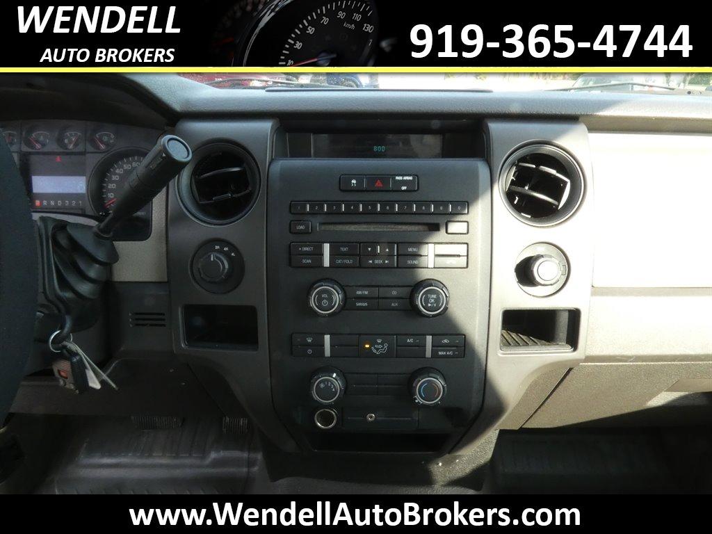 2010 Ford F-150 XL photo