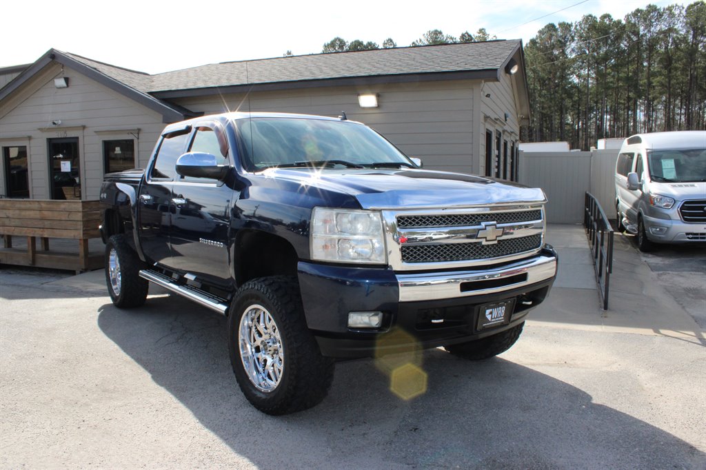 2011 Chevrolet Silverado 1500 LT photo