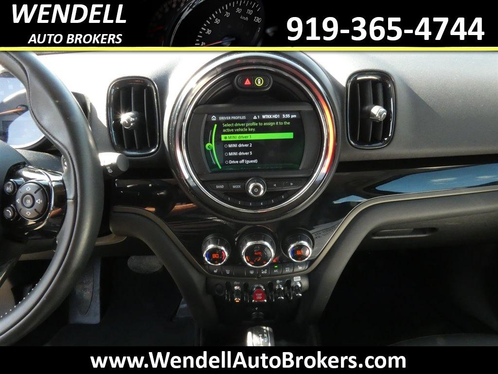 2016 Mini Cooper S ALL4 photo 28