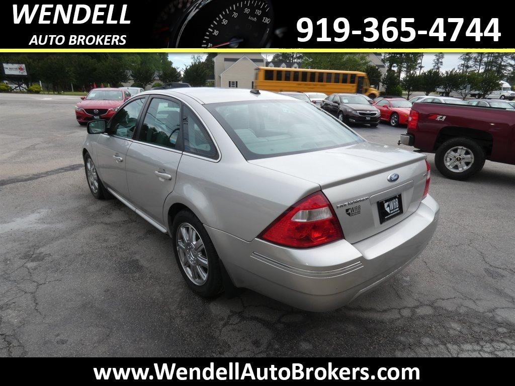 2007 Ford Five Hundred SEL photo