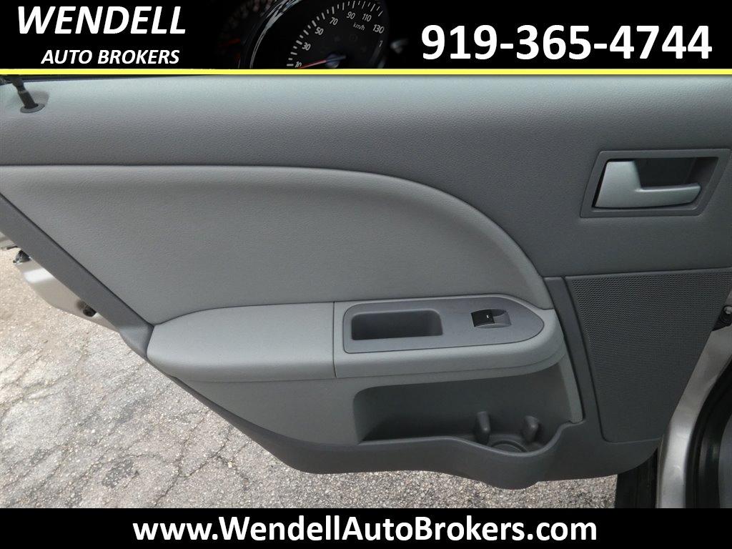 2007 Ford Five Hundred SEL photo