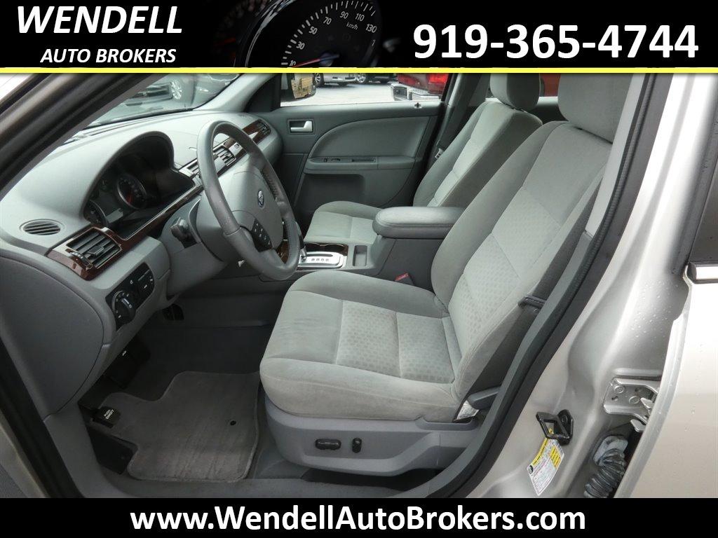 2007 Ford Five Hundred SEL photo