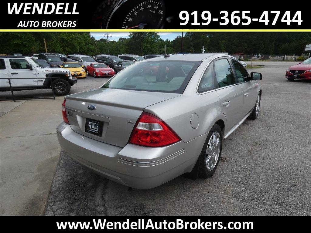2007 Ford Five Hundred SEL photo