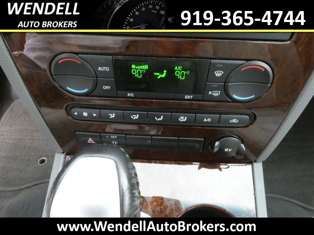2007 Ford Five Hundred SEL photo