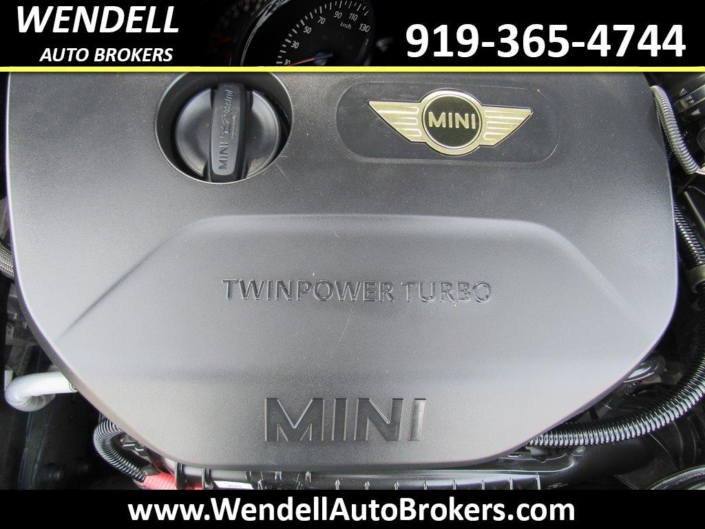 2014 MINI Cooper photo