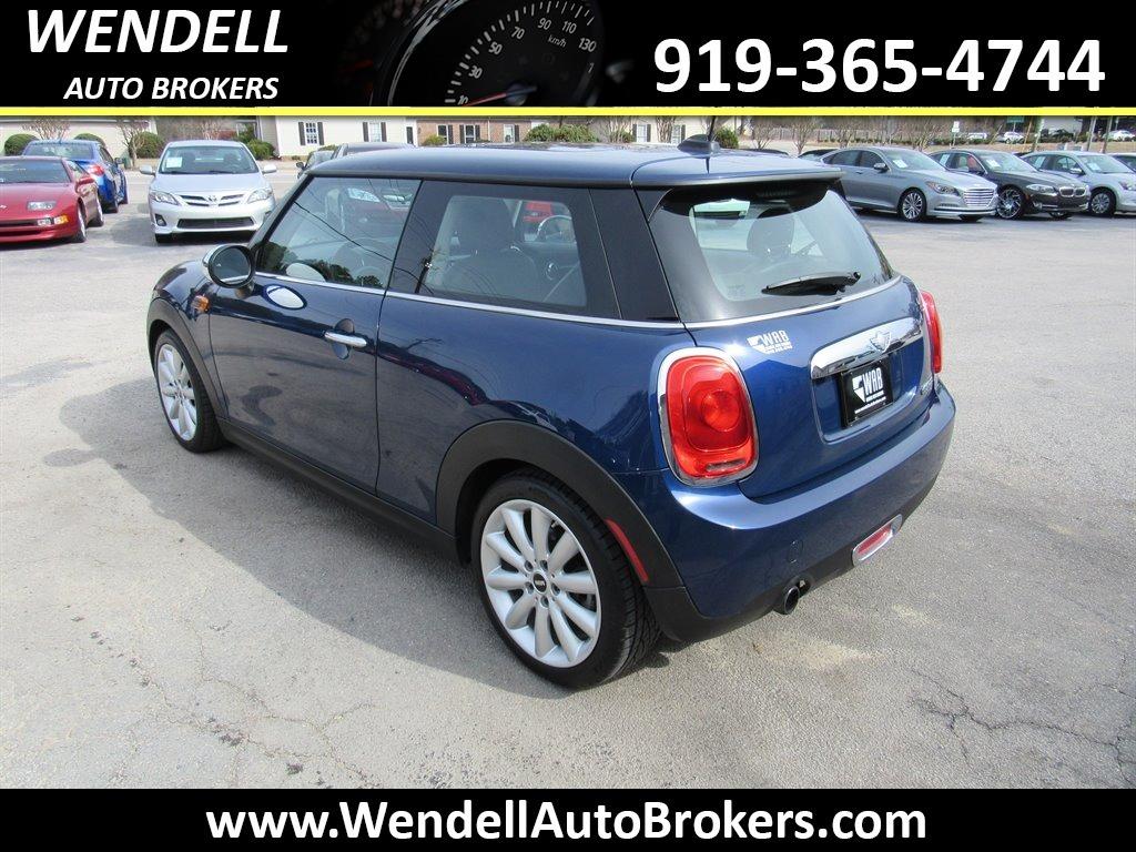2014 MINI Cooper photo