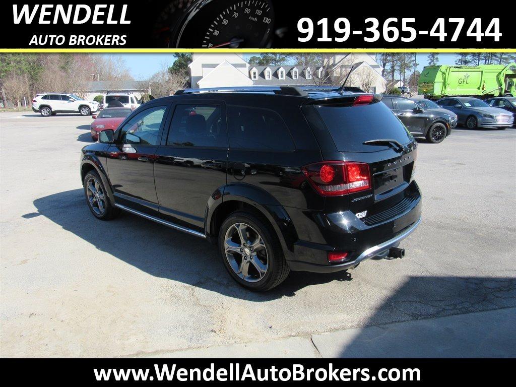 2017 Dodge Journey Crossroad photo